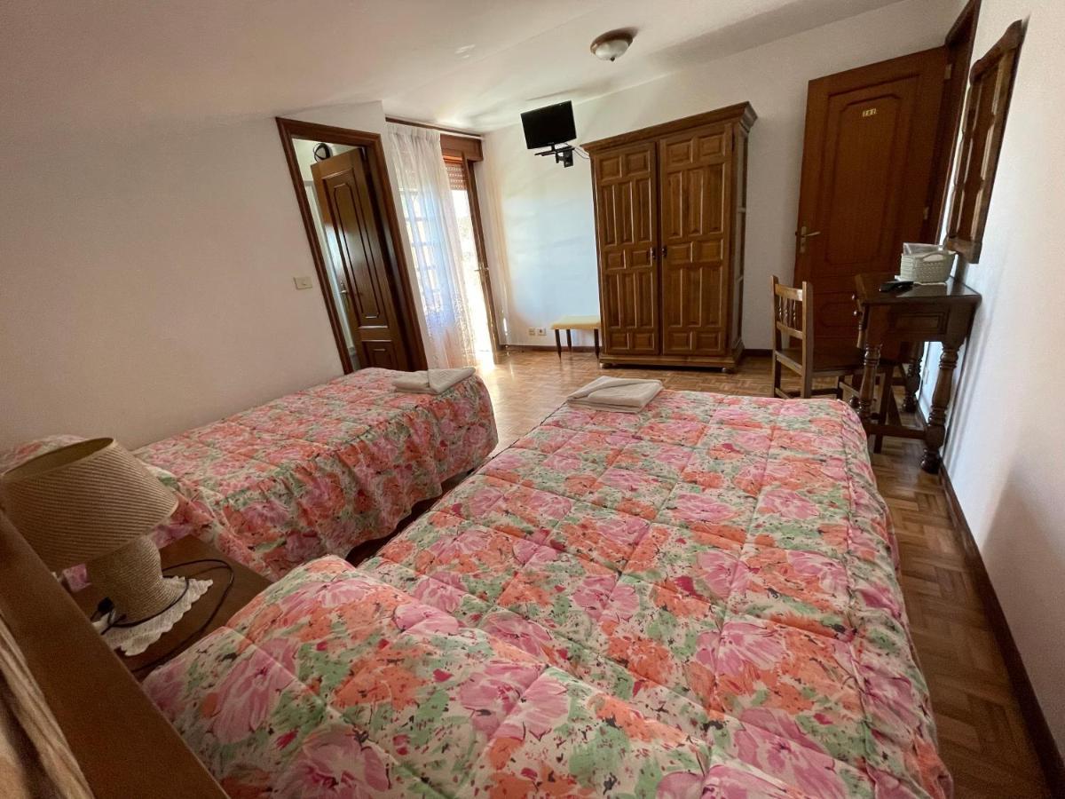 Hostal Restaurante Luz De Luna Villanueva De Arosa Buitenkant foto